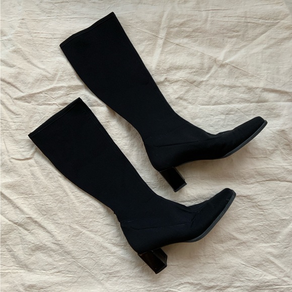 90’s Stuart Weitzman knee high sock boot - Picture 6 of 7